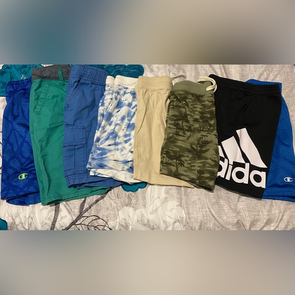 Toddler Boy Shorts Bundle Sz 5 - Picture 1 of 4